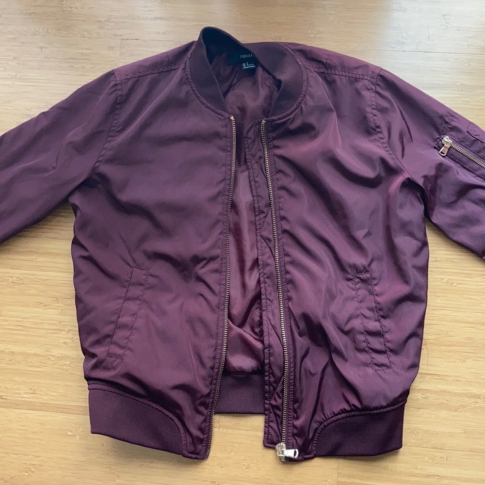🔆Forever 21 Maroon Bomber Jacket🔆